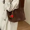 Bolsa tote minimalista de veludo para mulheres, versátil, grande capacidade, estilo retrô, 2026 bolsa de ombro retrô para o dia a dia, nova, de camurça