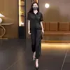 Conjunto Talla Extra Mujer 2026 Verano Nuevo Casual Temperamento Estampado Adelgazante Rejuvenecedor Conjunto de Dos Piezas Super Caliente para Mamá