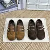 Sapatos Birkenstock de sola grossa femininos 2026 novo outono retrô totalmente fechados sapatos simples Birkenstock versáteis confortáveis mocassins casuais