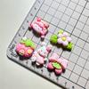 Cola de creme diy cartoon fofo morango coelho acessórios de cabelo artificiais pingente feito à mão caseiro acessórios de resina