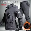 Nueva chaqueta táctica de montañismo impermeable, cálida, de corte holgado, multibolsillos, forrada de polar para otoño e invierno, conjunto transfronterizo