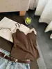 6171 # Camisola Térmica Feminina com Decote V e Renda, Feita de Viscose Escovada, Apresentando um Design Feminino com Bojos Embutidos e Costas Bonitas, Adequada como Camada Base