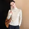 Top base de cuello alto medio para mujer, nuevo estilo 2026, popular tejido de punto coreano con bordes enrollados, de manga larga, top chic para principios de otoño
