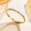 Pulsera de Zirconia Chapada en Oro para Mujer, Brazalete Abierto de Moda de Lujo Ligero, Joyería de Mano Sencilla Versátil Estilo Pareja Acero de Titanio