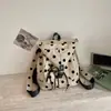 Nova Mochila de Bolinhas 2026 para Mulheres, Mochila com Cordão de Design Coreano, Bolsa Grande para Trabalho e Escola, Fashion e Versátil