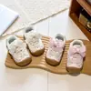 Sapatos de bebê fofos com laço de bolinhas, sapatos casuais estilo coreano para meninas pequenas, nova coleção primavera/outono de tênis infantis