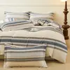 Nova Saia de Cama de Flanela de Algodão Cobertura de Cama Espessada Peça Única 100% Algodão Simples Antiderrapante Estilo Coreano Lençol de Cama Universal para Todas as Estações