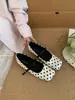 Sapatos Mary Jane Polka Dot Retrô Franceses para Mulheres 2026 Novo Bico Quadrado Tira Única Boca Rasa Sapatos de Couro
