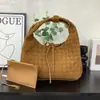 Nova Bolsa Hobo Tecida Artesanal Retrô para Ombro Bolsa Tote de Ombro Grande Capacidade para o Dia a Dia