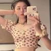 Camiseta Corta Waffle Floral Estilo Retro Americano de Verano para Mujer con Cuello Cuadrado, Mangas Abullonadas y Ombligo al Descubierto Top de Moda 2026