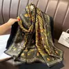 Lenço de Novo Estilo para Mulheres, Primavera e Outono, Lenço Longo de Seda para Combinar com Casaco, Lenço Longo de Cetim, Xale com uma Vibe Coreana