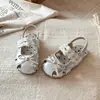 Nuevas Sandalias de Verano para Niñas de 3 a 6 Años, Sandalias Estilo Princesa con Punta Cerrada y Suela Suave, Antideslizantes, Zapatos Huecos Mary Jane