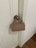 Acessório de Escritório Super Popular Bolsa Tote Pequena para Mulheres 2026 Nova Verão Exquisite Bolsa Boston de Mão Bolsa de Ombro Transversal