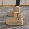 Novedad de invierno 2026 moda versátil botas de nieve cálidas con suela gruesa y forro de felpa para mujer, zapatos de madre antideslizantes de suela blanda