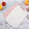 Tabla de cortar de cocina de paja de trigo, Tabla de cortar pequeña de plástico portátil antideslizante para uso en el hogar y dormitorio, Adecuada para cortar frutas