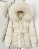 Processamento de liquidação outono e inverno jaqueta de plumas explosiva feminina curta moda nicho grossa quente temperamento casaco