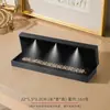 Caja de Joyería con Luz LED de Ángulo Recto Caja para Anillos Caja para Pulseras Colgante Caja de Empaque para Joyería Caja de Joyería Engrosada con Luz