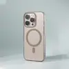 Capa Magnética Suction Ice Mist Fosca Adequada para iPhone 18, Capa de Celular Semi-Transparente com Sensação de Pele, Capa Protetora de PC com Furo Grande para Apple 17 16