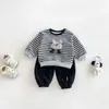 Dianxi Baby Estilo Coreano Sudadera Rayada de Osito 3D Niños Otoño Nuevo Conjunto Casual de Dos Piezas
