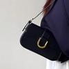 Bolsa de axila de alta qualidade com textura retrô, couro envernizado brilhante, fivela de ferradura, moda, bolsa tiracolo de alta qualidade, cor vinho, preto