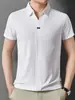 Camiseta Masculina de Manga Curta Cor Sólida Verão 2025 Seda Gelada Sem Costura Jovem e de Meia-Idade Gola Polo Manga Meia Manga Não Amassa