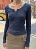 Camiseta de manga larga a rayas con cuello en V, estilo retro americano, con botones, ajuste slim, Harajuku, top casual personalizado, ropa de mujer a la moda
