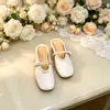 Mules Mary Jane retro de tejido con punta cerrada para mujer, nuevo estilo de verano 2026, mules slip-on de cuero suave con punta cuadrada para uso casual