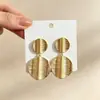Pendientes Retro de Múltiples Estilos con Toque de Alta Gama Textura Exagerada Colgante Geométrico de Corazón Adornos de Oreja de Aleación Venta al por Mayor