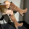 2026 Novo Estilo Botas Empilhadas Franzidas Usáveis de Duas Formas Dobráveis Botas Marrons de Cano Alto Salto Grosso Solado Grosso Não Acima do Joelho Botas de Equitação