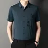 TikTok Mismo Estilo Verano 2024 Sin Marcas Manga Corta Hombres de Mediana Edad Holgada Casual Camisa Media Manga Camisa de Terciopelo Top