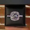 El Anillo de Diamante Más Popular de Amazon para Mujeres, Anillo de Boda de Lujo Plateado para Parejas, Cuadrado Dorado Blanco y Fabricante Mayorista de Anillos de Propuesta de Lujo