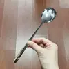 Colher Principal para Refeição em Aço Inoxidável Doméstica com Cabo Longo Colher para Comer Arroz Colher de Sopa Simples Multiúso Colher de Refeição para Cantina de Estudantes