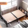Cama individual plegable para uso doméstico, cama reclinable para siestas, cama adicional con listones de madera para dormitorio de adultos o uso de alquiler, con un marco de cama de hierro de tablero duro