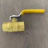 Válvula de bola de latón de diámetro completo Válvula de bola con rosca NPT Válvula de bola de cobre estándar americano PN40 Válvula de bola alargada de color natural Fabricante de exportación