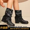 2026 Nuevas Botas Cortas Vaqueras Occidentales Negras Plisadas de Estilo Vintage con Punta Redonda y Hebilla de Cinturón, Botas Anchas de Moda