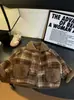 Abrigo de invierno para niño 2026 nueva ropa infantil elegante, mameluco cálido de forro polar para bebé niño, estilo moderno de otoño e invierno