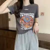 Camiseta Plus Size Recortada Estampada Gola Redonda Manga Curta para Mulheres Verão Novo mm Gordo Solta Design Emagrecimento Moda Top