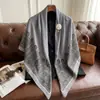Nuevo Pañuelo de Seda para Primavera y Verano, Estilo Delgado, Bufanda Cuadrada Grande de 130 cm, Pañuelo Decorativo Estampado de Alta Gama, Chal Versátil