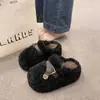 Chinelos Peludos Femininos 2025 para Uso Externo, Aumentadores de Altura, Novos Chinelos de Algodão Estilo Fada Outono e Inverno com Biqueira Fechada