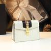 2026 Nova Bolsa de Moda Simples e Estilosa com Padrão de Crocodilo para Mães de Meia-Idade, Bolsa Tiracolo de Ombro em Couro Genuíno com Acabamento de Alto Padrão