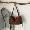 Estilo retro transfronterizo, acabado mate de alta gama, nueva colección otoño 2026, bolso moderno y versátil, gran capacidad, adecuado para ir al trabajo, bolso de hombro o bolso cruzado