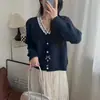 Cardigan Tricotado Novo Estilo Doce e Suave Outono/Inverno com Renda Costurada Suéter Simples Emagrecedor com Botão de Laço Jaqueta Feminina