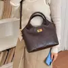 Bolso de Mano de Moda para el Trabajo 2026 Bolso Cruzado Retro de Nicho Japonés y Coreano Nuevo Bolso de Hombro Versátil de Invierno para Mujer