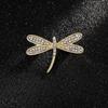 Broche exquisito de alta gama artefacto anti-exposición pin para camisa de cárdigan libélula moda de alta gama accesorios de ramillete venta al por mayor femenino