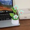 Planta en Maceta de Bizcocho Terminada Tejida a Mano Adorno para Escritorio de Oficina Día del Maestro Flor Artificial Tejida Regalo Pequeño Venta al por Mayor
