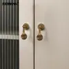 Maçaneta de Porta de Armário Prateada de Luxo Leve Estilo Francês Guarda-Roupa Porta de Armário Gaveta Móveis Pingente de Bola Redonda Vintage Pequeno Acessório de Maçaneta