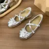 Sapatos Mary Jane de sola macia para o verão, para mulheres baixinhas, com salto grosso e corte baixo, que aumentam a altura, com detalhe de laço, 2026 novo branco estilo francês