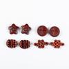 Fabricantes mayoristas de llaveros colgantes para coche, accesorios colgantes, pollo rojo, hoja roja, accesorios de sándalo rojo, palabra de la suerte, palabra feliz, tallado, nube trasera
