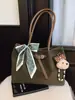 Bolso Transfronterizo de Ante para Mujer, Gran Capacidad, Nuevo Bolso de Hombro Retro Mate Otoño e Invierno 2025, Bolso Tote para Viajar