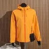Jaqueta hardshell à prova de vento e chuva para casal, para trilhas e viagens ao ar livre, com costuras seladas e capuz 13232